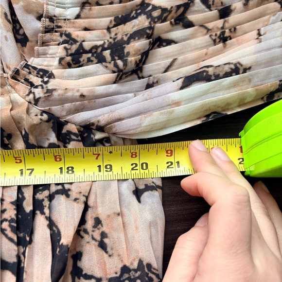 Flowy blouse - Picture 4 of 4